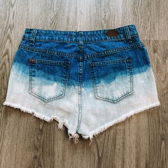 BDG Tye Dye High Waisted Jean Shorts - Picture 6 of 8